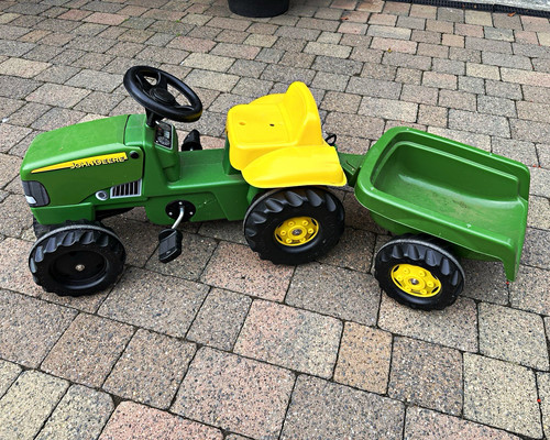 John deere pedal ride - john, ride-on